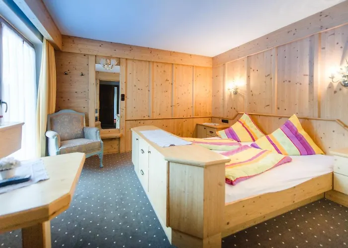 Alpenheim Simone Vendégház 3*