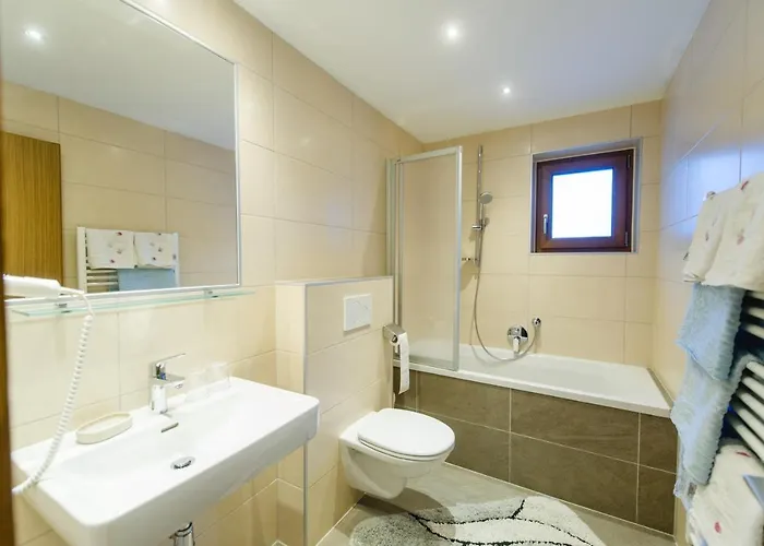 Vendégház Alpenheim Simone 3*